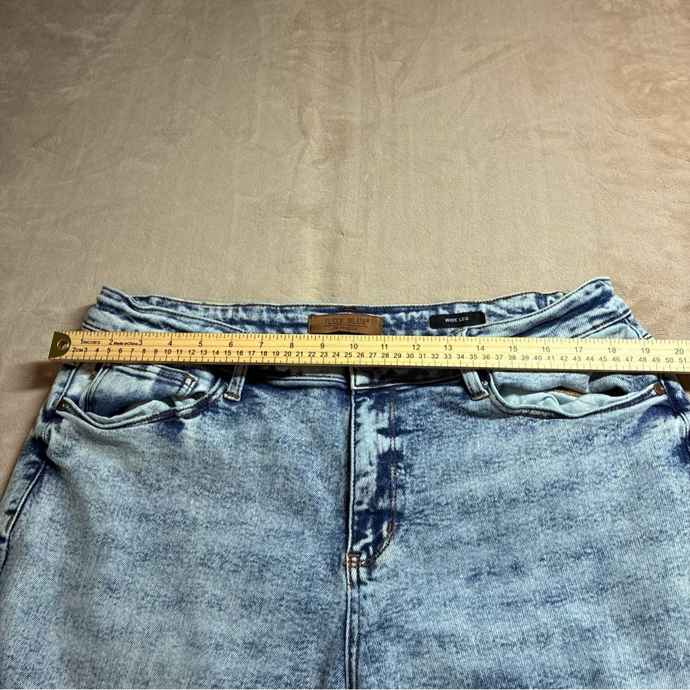 Judy Blue Acid Wash Wide Leg Jeans Raw Hem Retro Streetwear Women’s 20W Denim - Picture 6 of 11